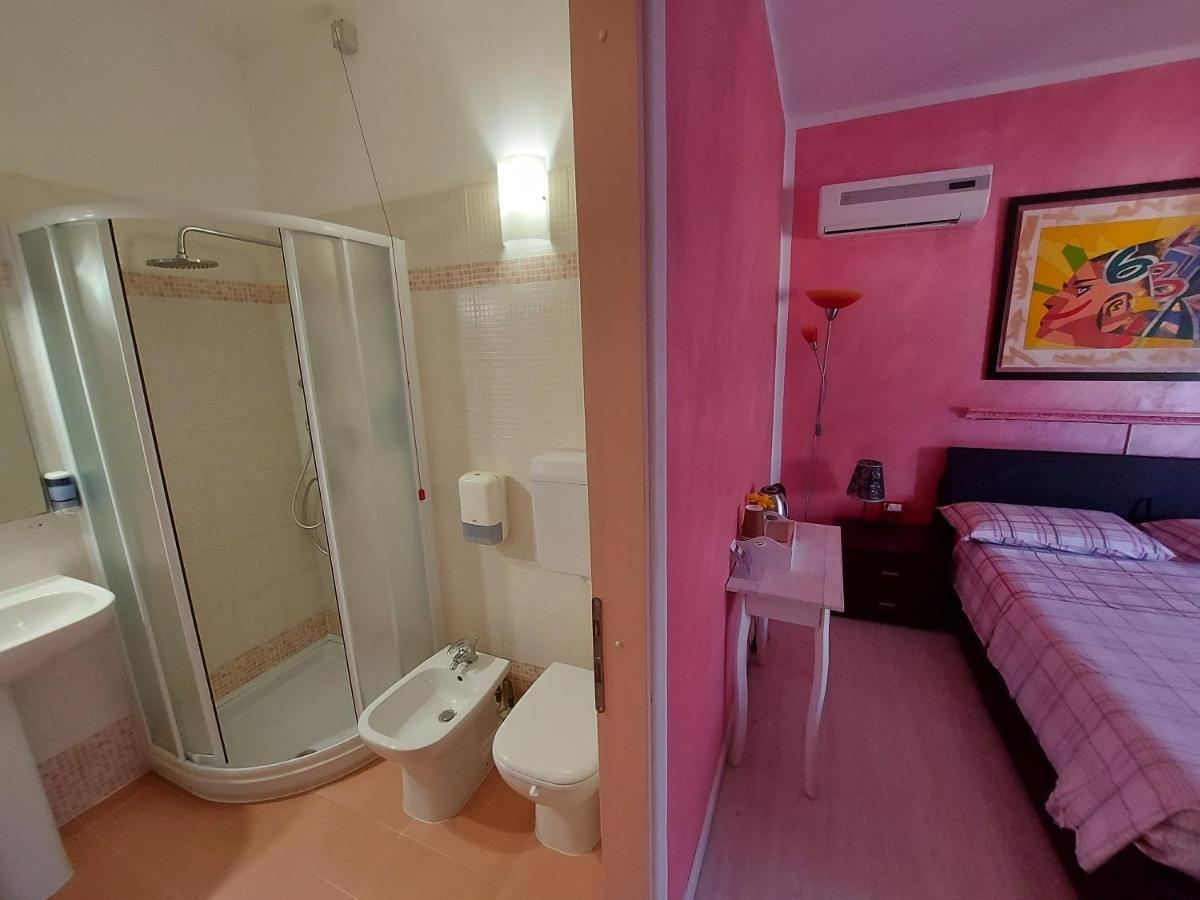 B&B Desenzano Дезенцано-дель-Гарда Экстерьер фото