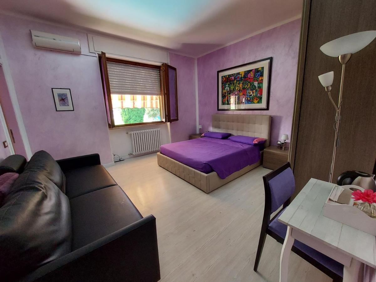 B&B Desenzano Дезенцано-дель-Гарда Экстерьер фото